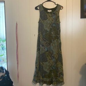 Euc Studio I paisley maxi dress